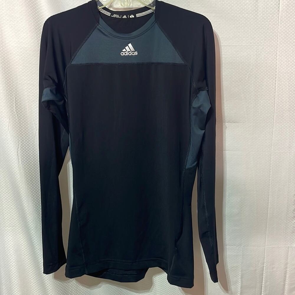 Adidas XL tech fit base layer running black grey long sleeve warm euc worn once